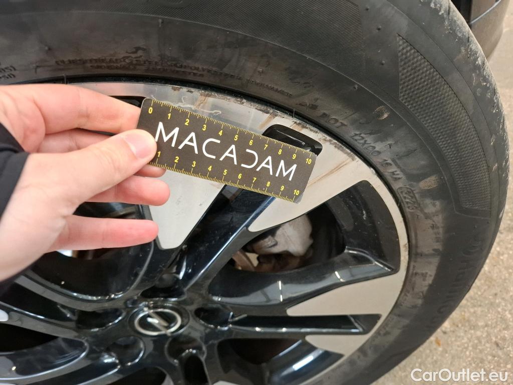  Opel   Grandland X Grandland X Elegance Business 1.5 130CV BVA8 E6d #25