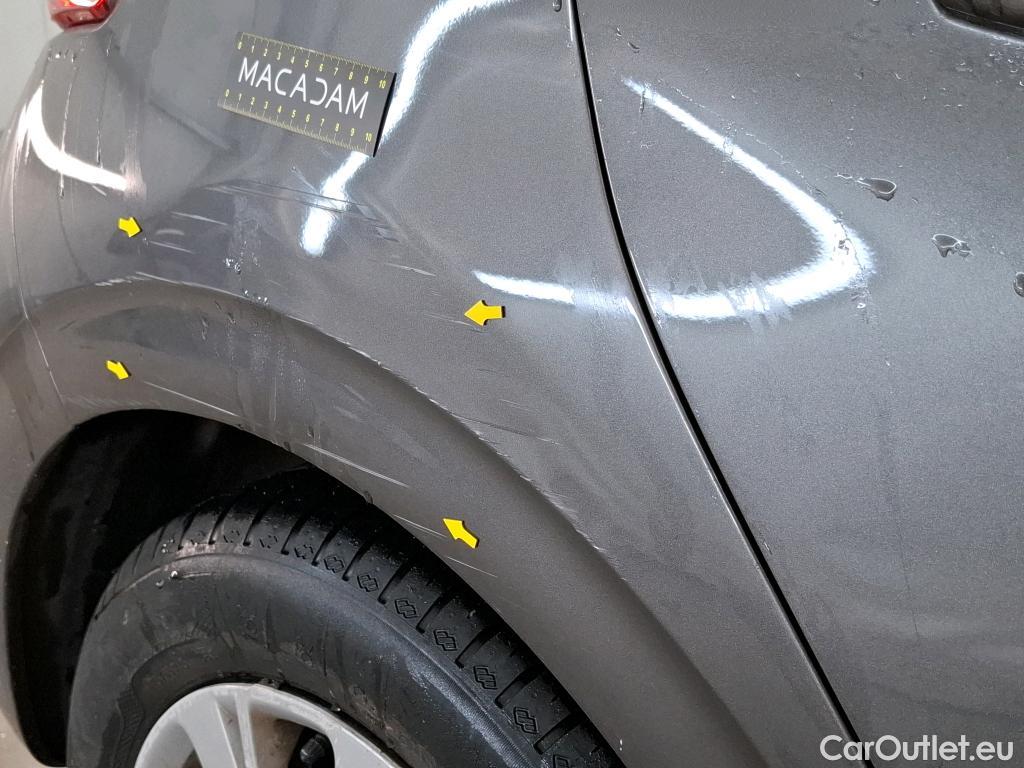  Peugeot  208  Affaire Premium Pack 1.2 PureTech 80CV BVM5 E6 #9