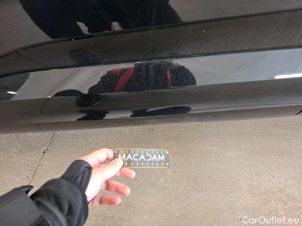  Opel   Grandland X Grandland X Elegance Business 1.5 130CV BVA8 E6d #34