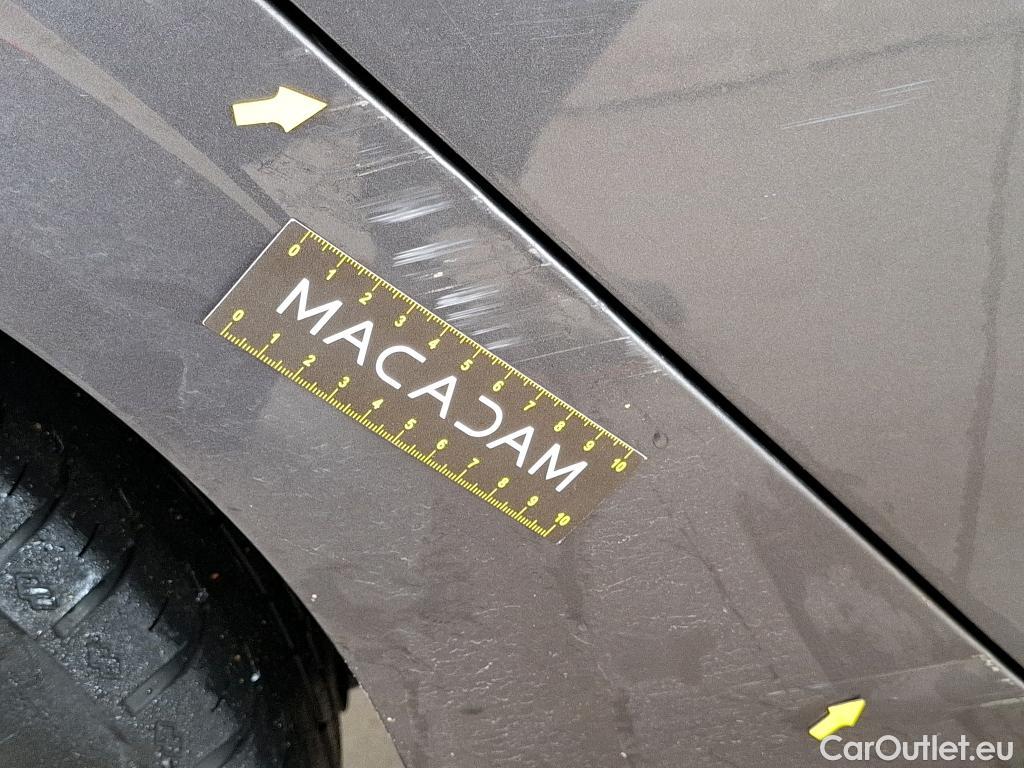  Peugeot  208  Affaire Premium Pack 1.2 PureTech 80CV BVM5 E6 #12