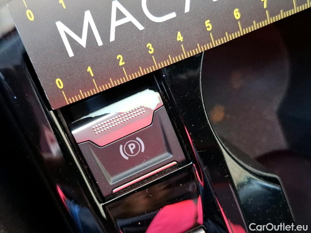  Peugeot  208  (e-) Active Business R 50kWh BVA / TRANSFO VP/VF #19