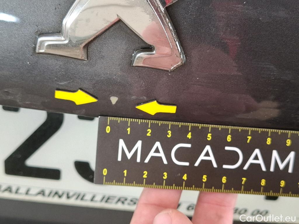  Peugeot  208  Affaire Premium Pack 1.2 PureTech 80CV BVM5 E6 #73