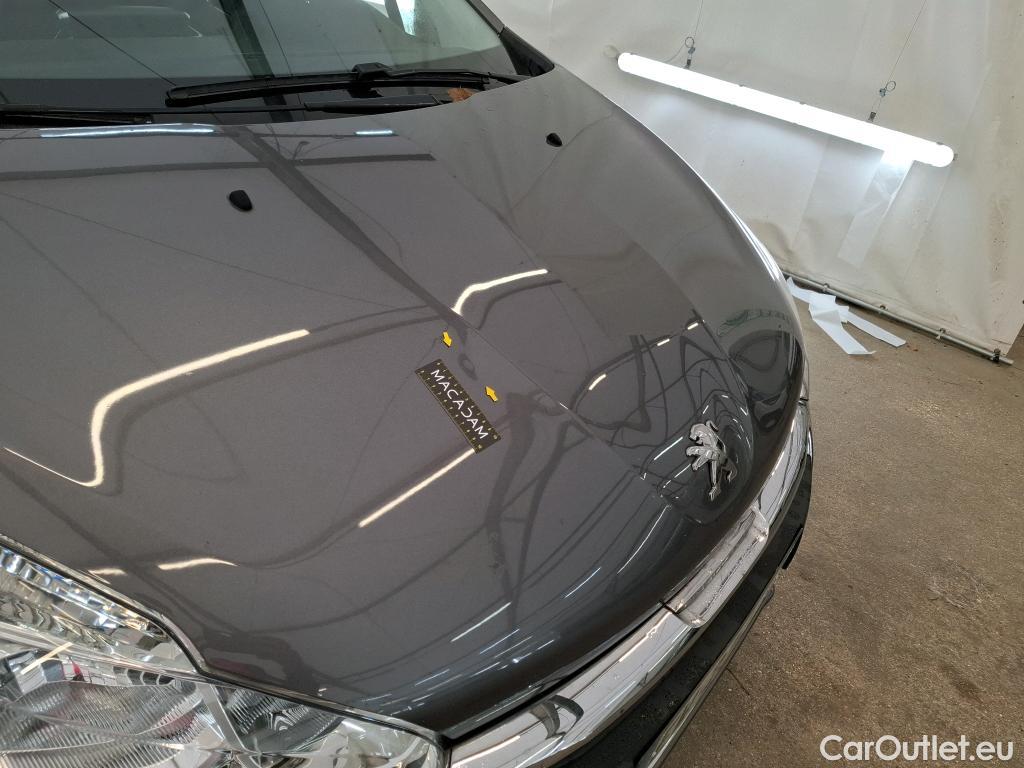  Peugeot  208  Affaire Premium Pack 1.2 PureTech 80CV BVM5 E6 #37