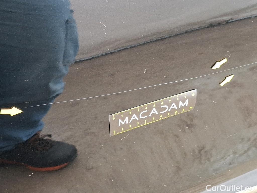  Renault  Kadjar RENAULT  / 2018 / 5P / Crossover Intens TCe 140 EDC FAP - 21 #6