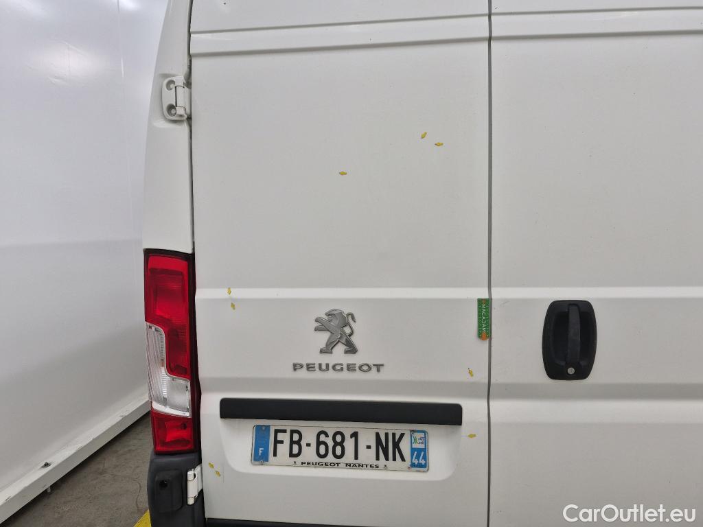  Peugeot  Boxer PEUGEOT  / 2014 / 4P / Fourgon tôlé BLUEHDI 130 PREMIUM PA 335 L2H2 #61
