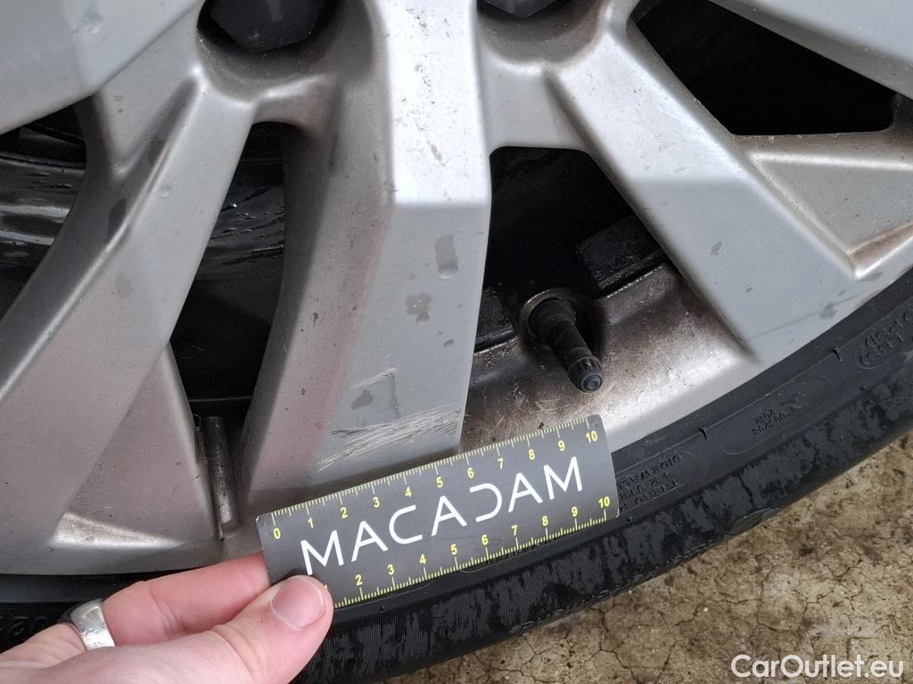  Peugeot  3008  Active Business 1.5 HDi 130CV BVA8 E6d #30