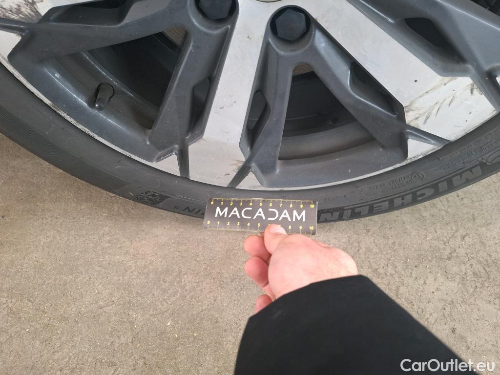  Peugeot  5008  Allure Business 1.2 PureTech 130CV BVA8 E6d #19