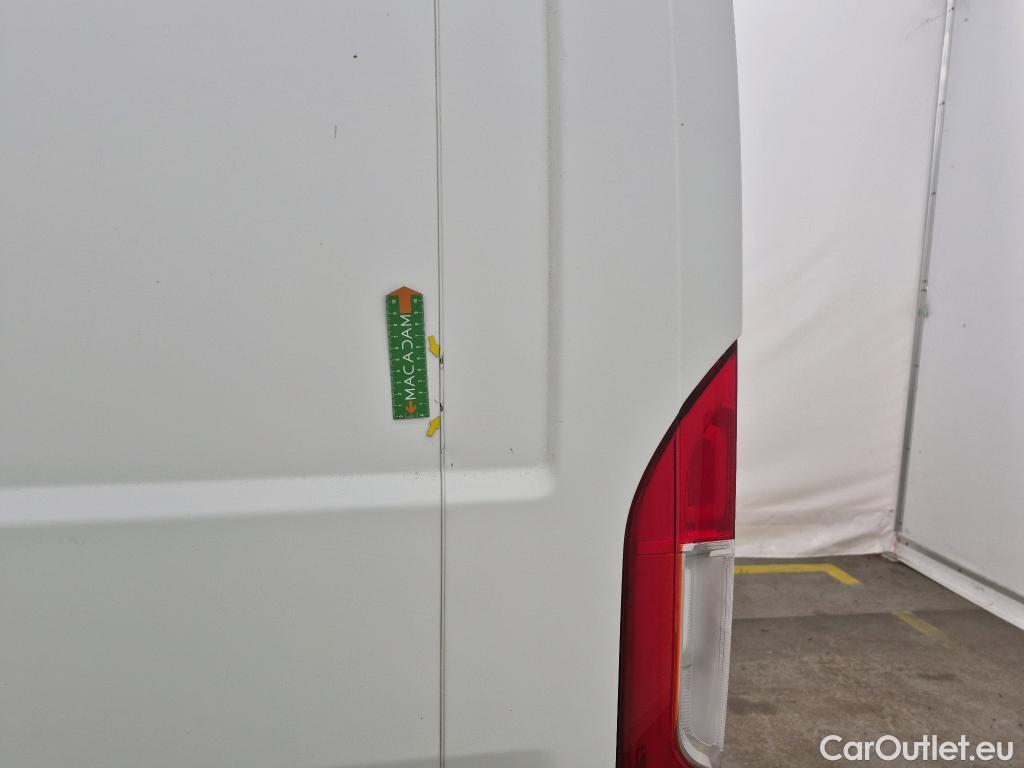  Peugeot  Boxer PEUGEOT  / 2014 / 4P / Fourgon tôlé BLUEHDI 130 PREMIUM PA 335 L2H2 #92