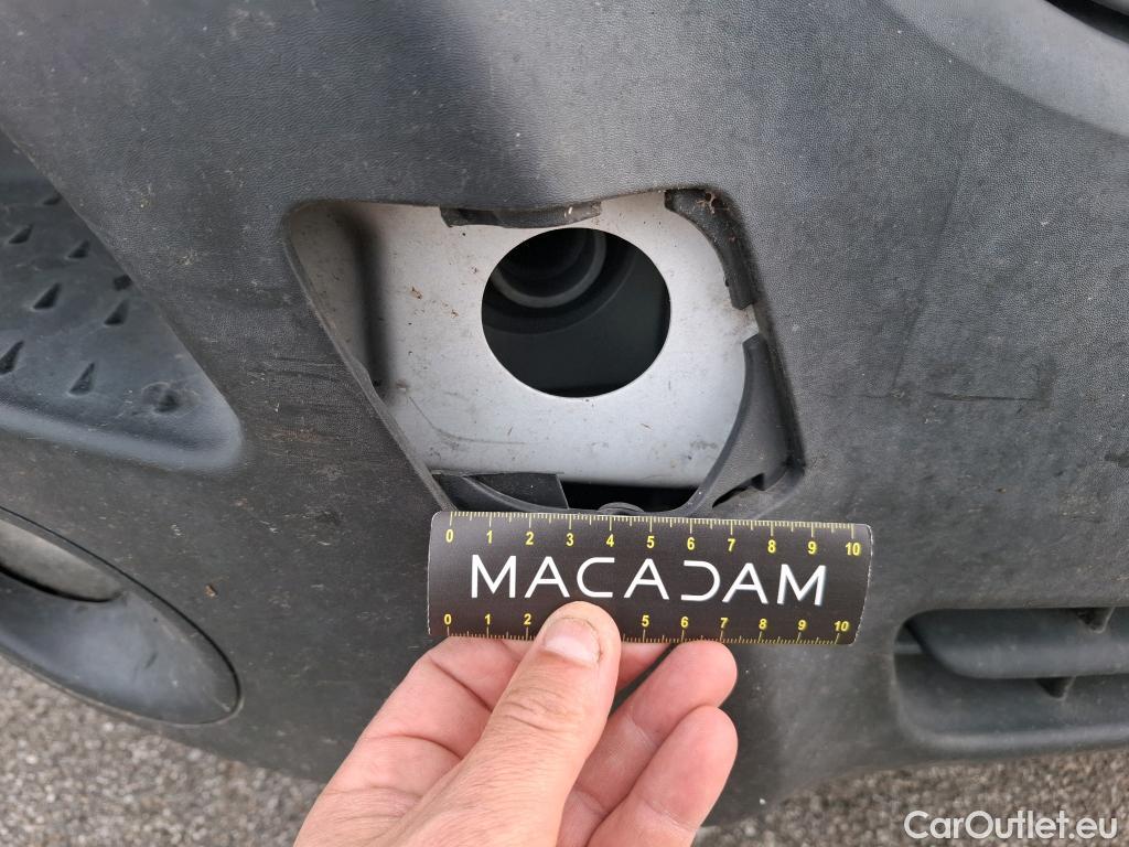  Renault  Master RENAULT  VU 4p Fourgon FG GCf Trac F3500 L2H2 Energy dCi 145 E6 #33