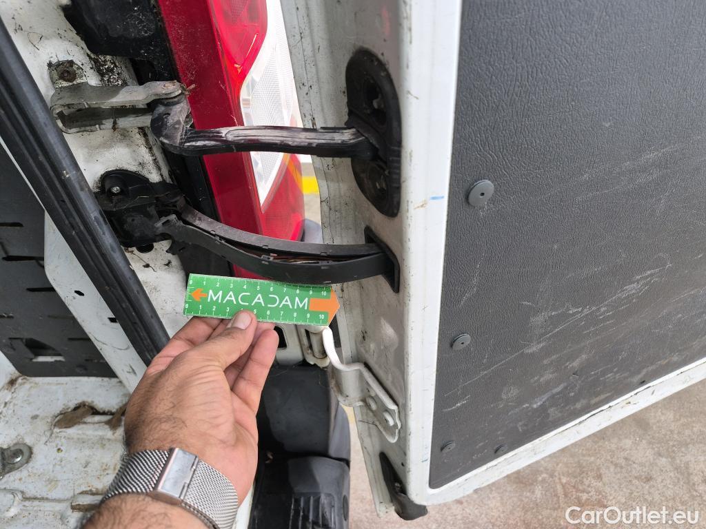  Peugeot  Boxer PEUGEOT  / 2014 / 4P / Fourgon tôlé BLUEHDI 130 PREMIUM PA 335 L2H2 #49