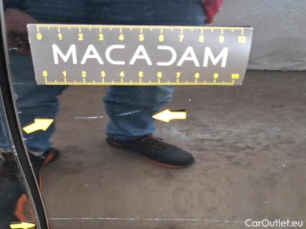  Renault  Kadjar RENAULT  / 2018 / 5P / Crossover Intens TCe 140 EDC FAP - 21 #11