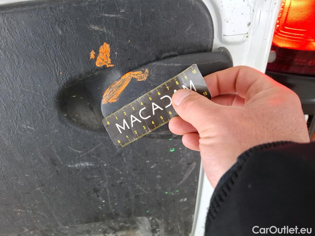  Renault  Trafic  III Fourgon Grand Confort L1H1 1200 1.6 dCi 125CV BVM6 E6 #42