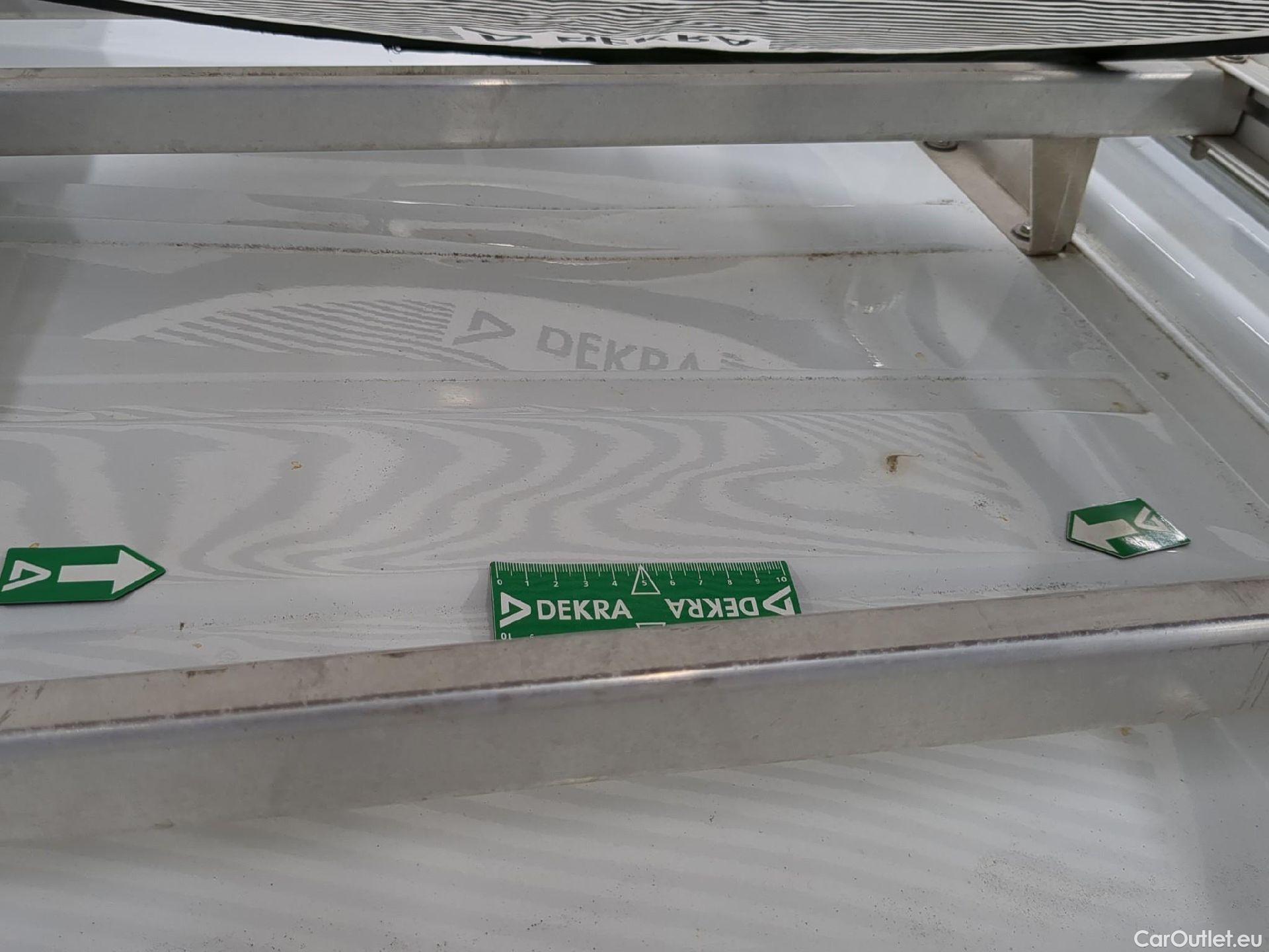  Renault  Trafic RENAULT  / 2019 / 4P / Fourgon tole NV FG GCF L1H1 1200 dCi 120 #8