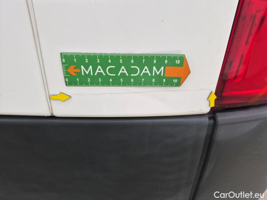  Peugeot  Boxer PEUGEOT  / 2014 / 4P / Fourgon tôlé BLUEHDI 130 PREMIUM PA 335 L2H2 #90