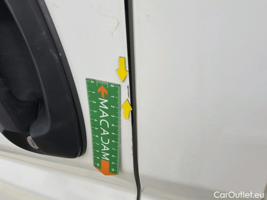  Peugeot  Boxer PEUGEOT  / 2014 / 4P / Fourgon tôlé BLUEHDI 130 PREMIUM PA 335 L2H2 #98