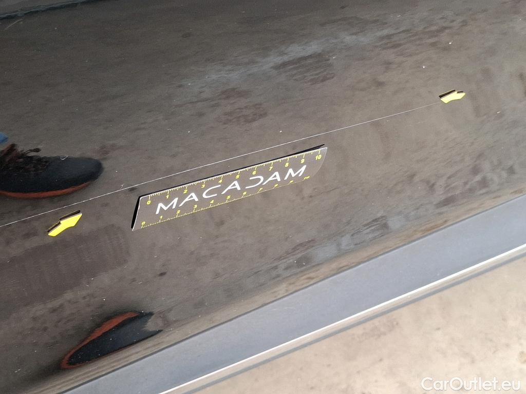  Renault  Kadjar RENAULT  / 2018 / 5P / Crossover Intens TCe 140 EDC FAP - 21 #8