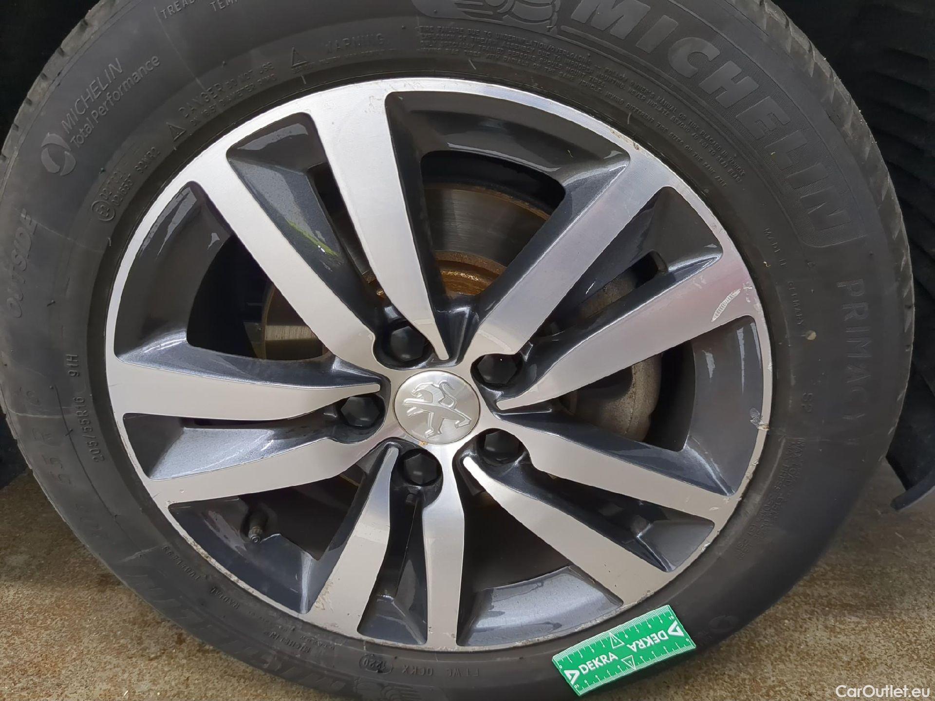  Peugeot  308  Allure 1.2 PureTech 130CV BVA8 E6d #4