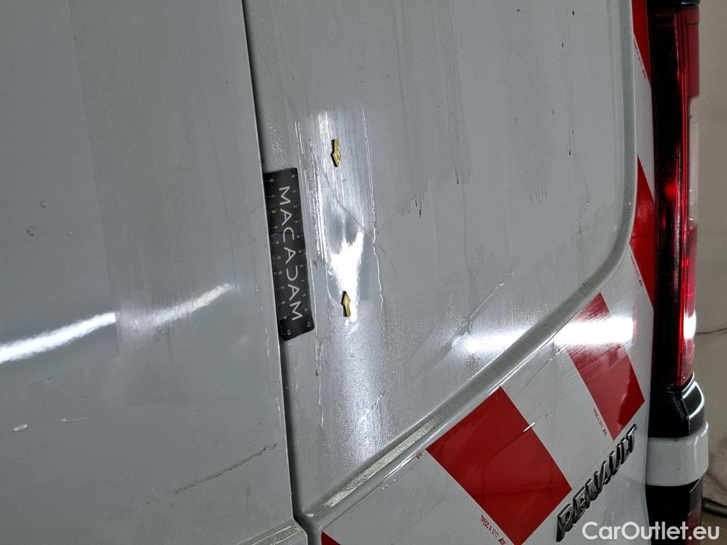  Renault  Trafic  III Fourgon Grand Confort L1H1 1200 1.6 dCi 125CV BVM6 E6 #27