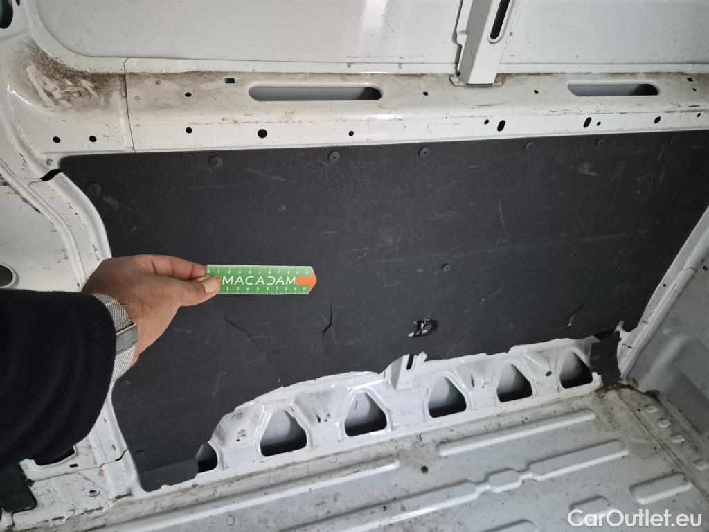  Peugeot  Boxer PEUGEOT  / 2014 / 4P / Fourgon tôlé BLUEHDI 130 PREMIUM PA 335 L2H2 #2