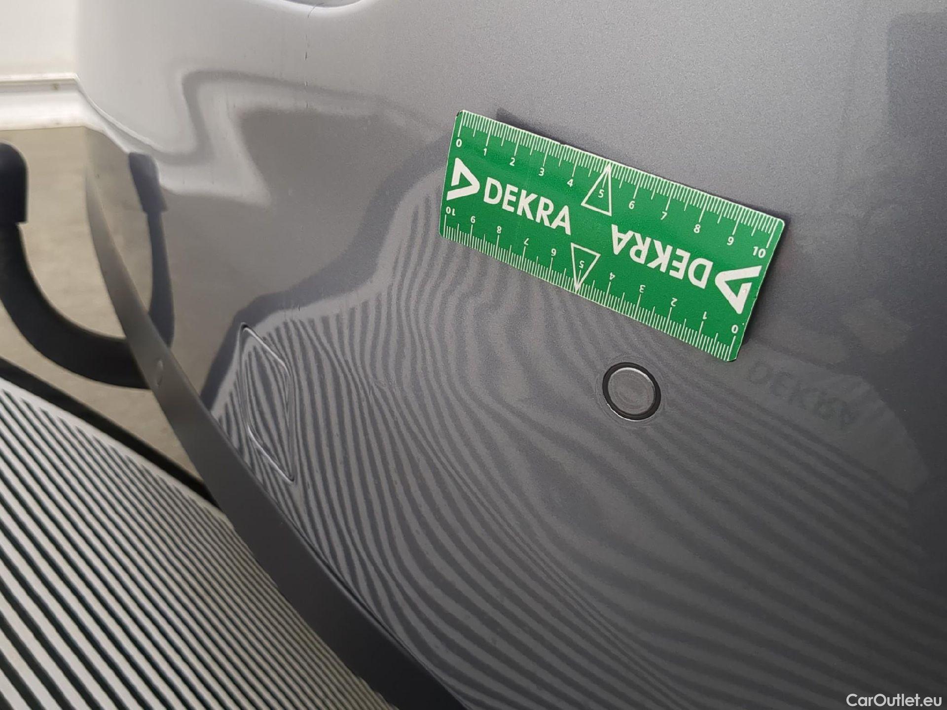  Peugeot  308  Allure 1.2 PureTech 130CV BVA8 E6d #17