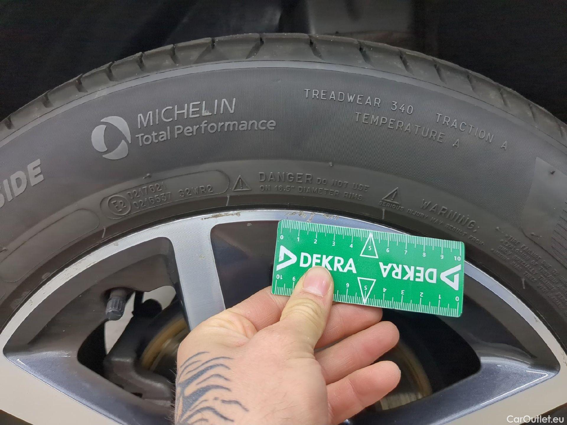  Peugeot  308  Allure 1.2 PureTech 130CV BVA8 E6d #10