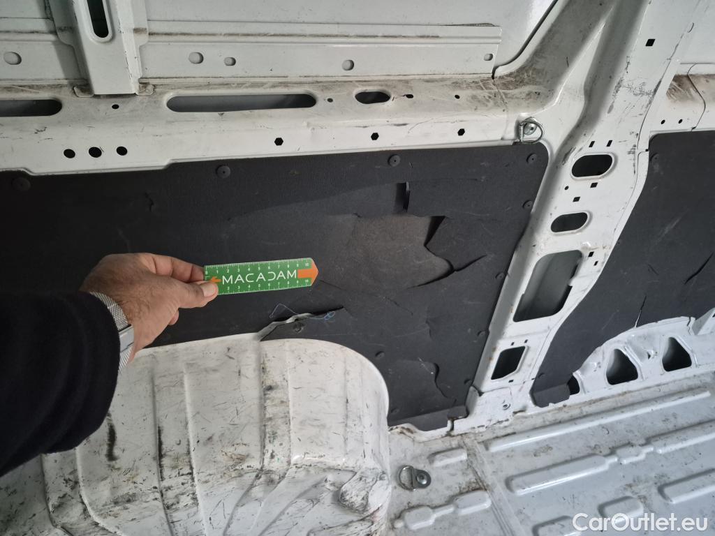  Peugeot  Boxer PEUGEOT  / 2014 / 4P / Fourgon tôlé BLUEHDI 130 PREMIUM PA 335 L2H2 #41