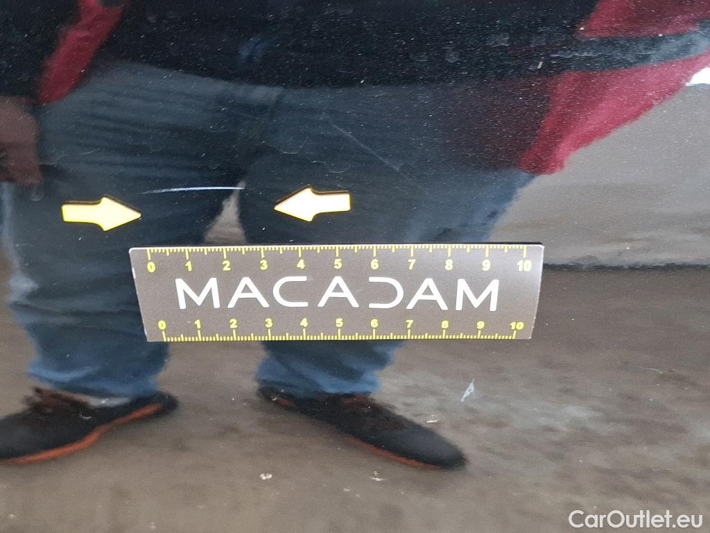  Renault  Kadjar RENAULT  / 2018 / 5P / Crossover Intens TCe 140 EDC FAP - 21 #13