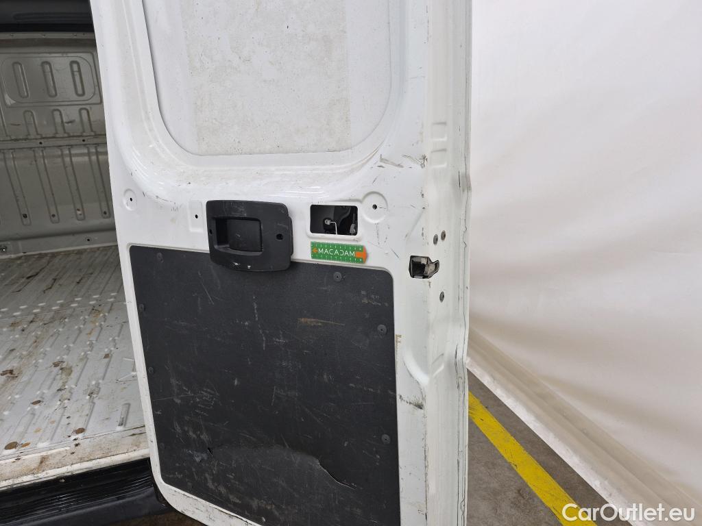  Peugeot  Boxer PEUGEOT  / 2014 / 4P / Fourgon tôlé BLUEHDI 130 PREMIUM PA 335 L2H2 #59