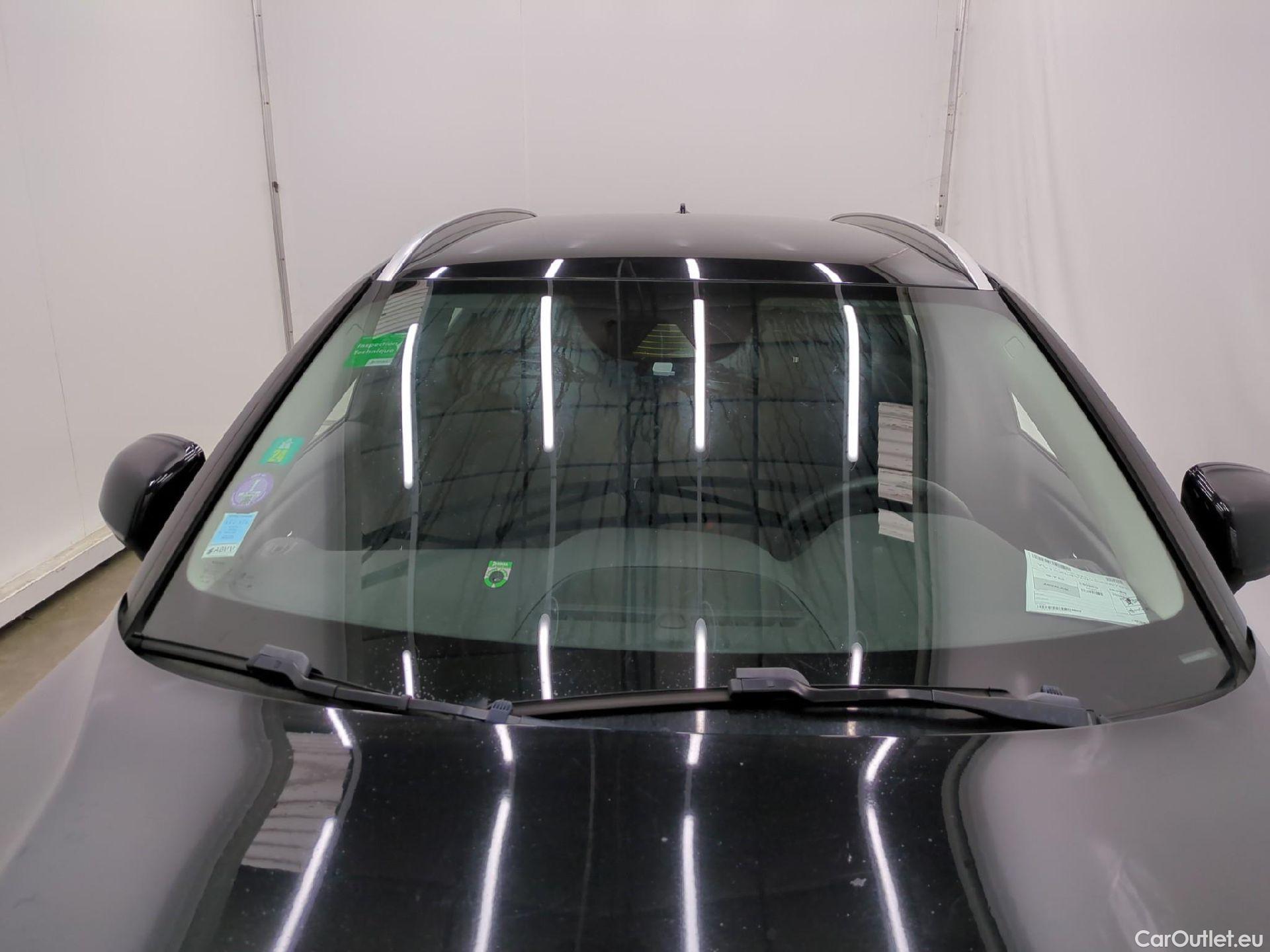  Volvo  XC 40 XC40 Momentum 2WD 1.5 130CV BVA8 E6d #31