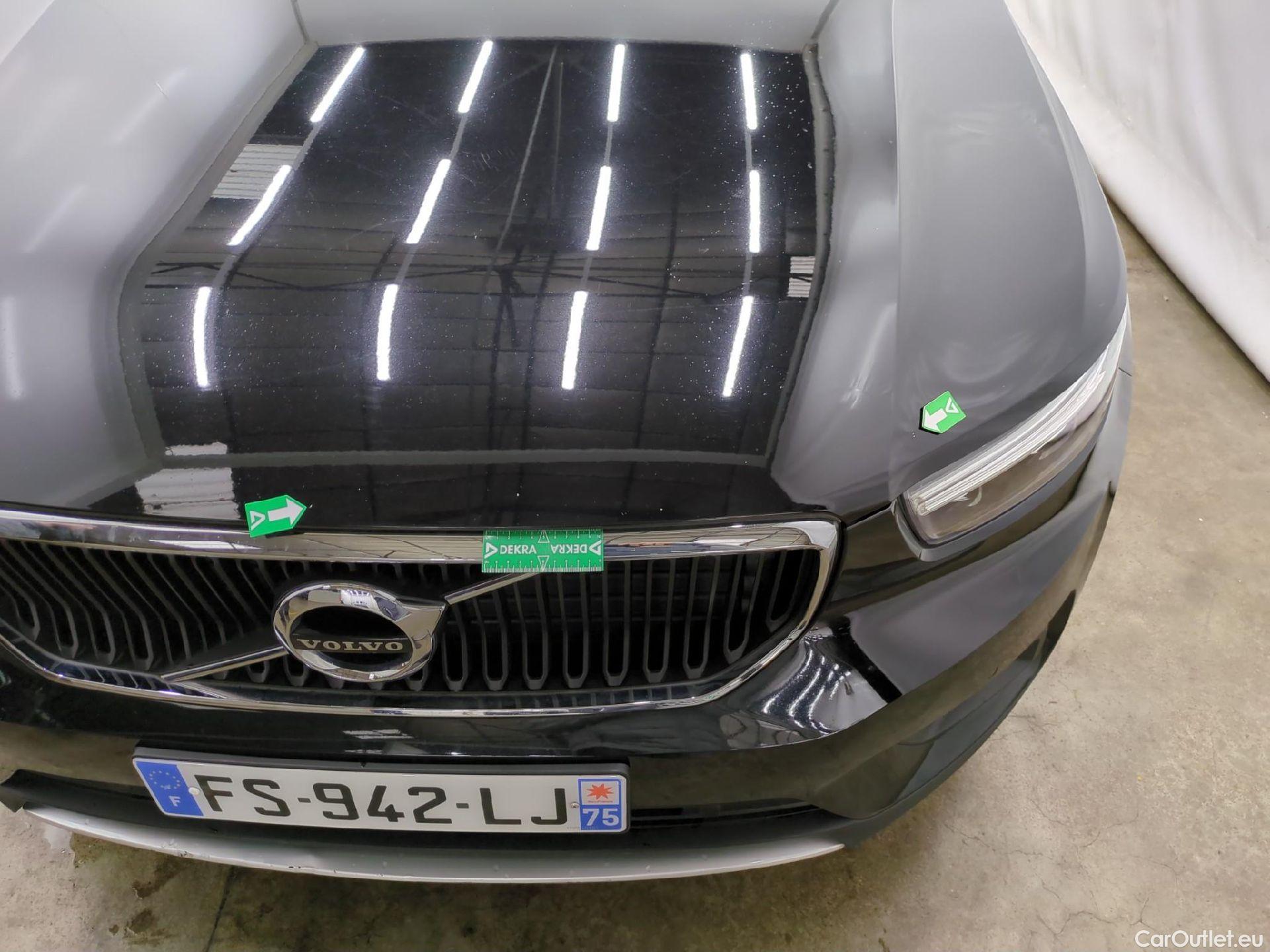  Volvo  XC 40 XC40 Momentum 2WD 1.5 130CV BVA8 E6d #42