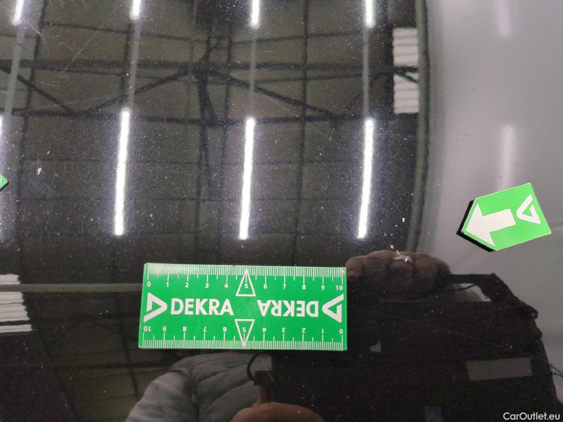  Volvo  XC 40 XC40 Momentum 2WD 1.5 130CV BVA8 E6d #40