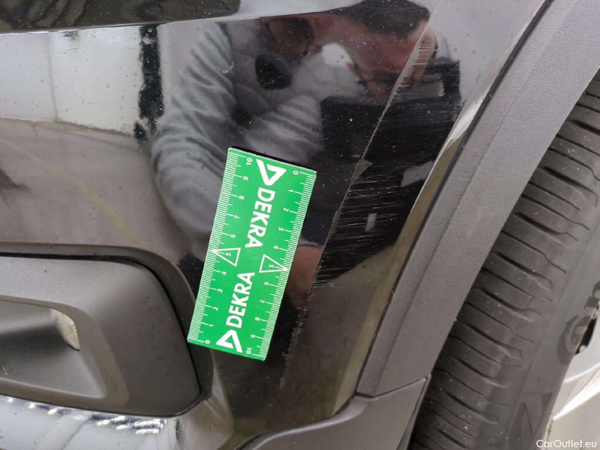  Volvo  XC 40 XC40 Momentum 2WD 1.5 130CV BVA8 E6d #33