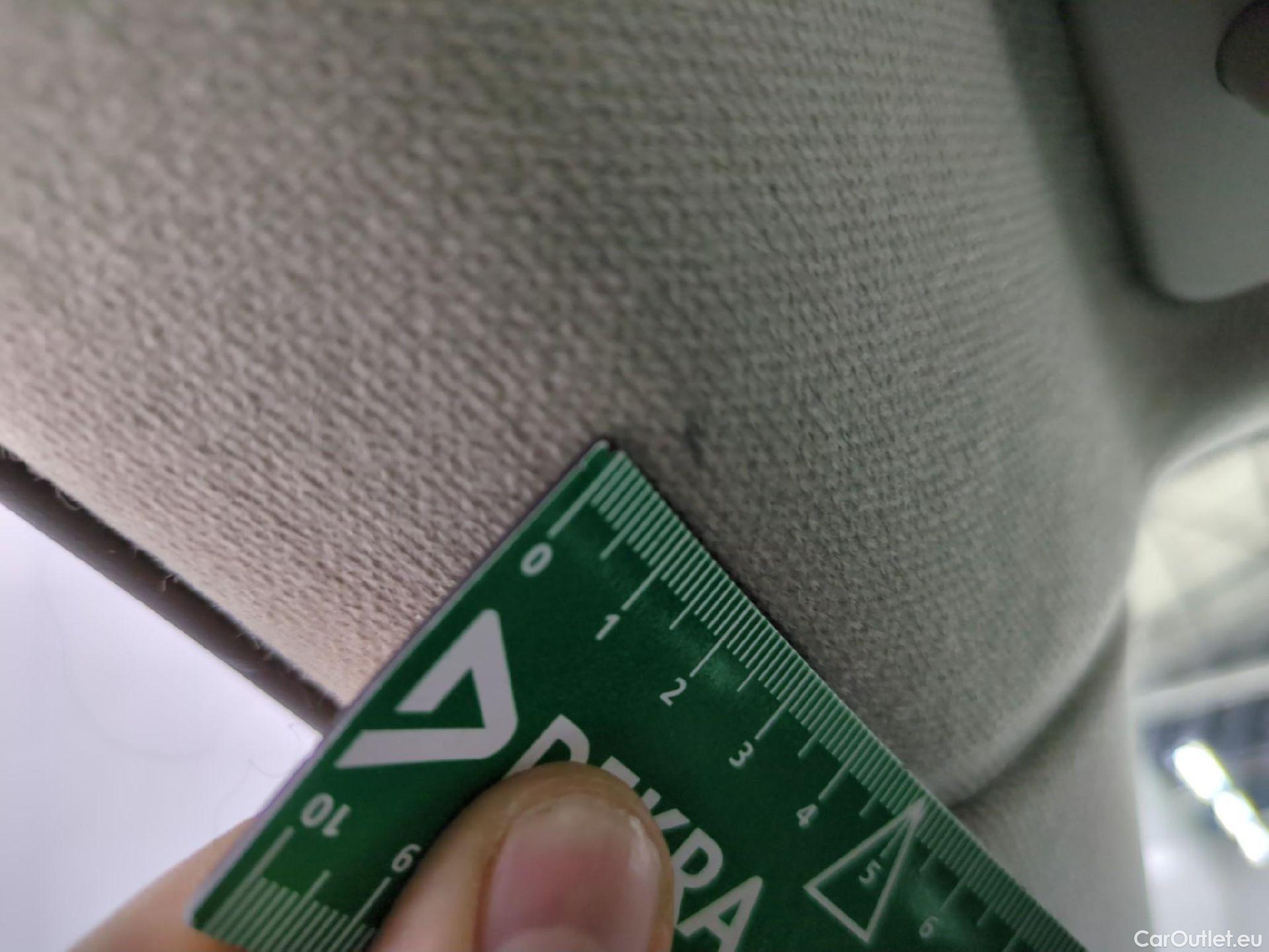  Volvo  XC 40 XC40 Momentum 2WD 1.5 130CV BVA8 E6d #3