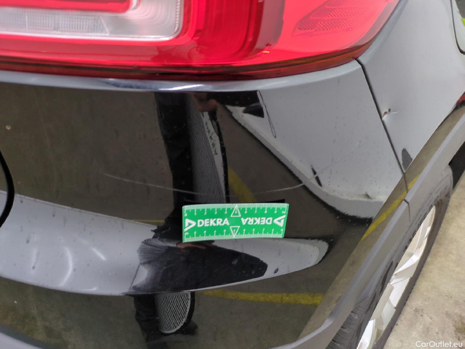  Volvo  XC 40 XC40 Momentum 2WD 1.5 130CV BVA8 E6d #56