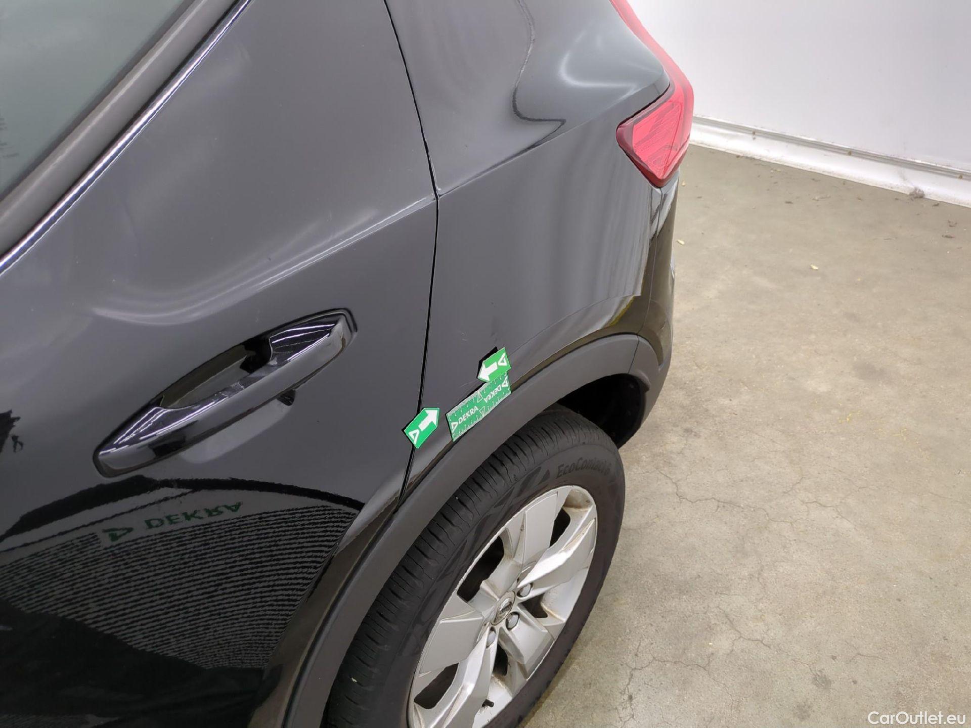  Volvo  XC 40 XC40 Momentum 2WD 1.5 130CV BVA8 E6d #50