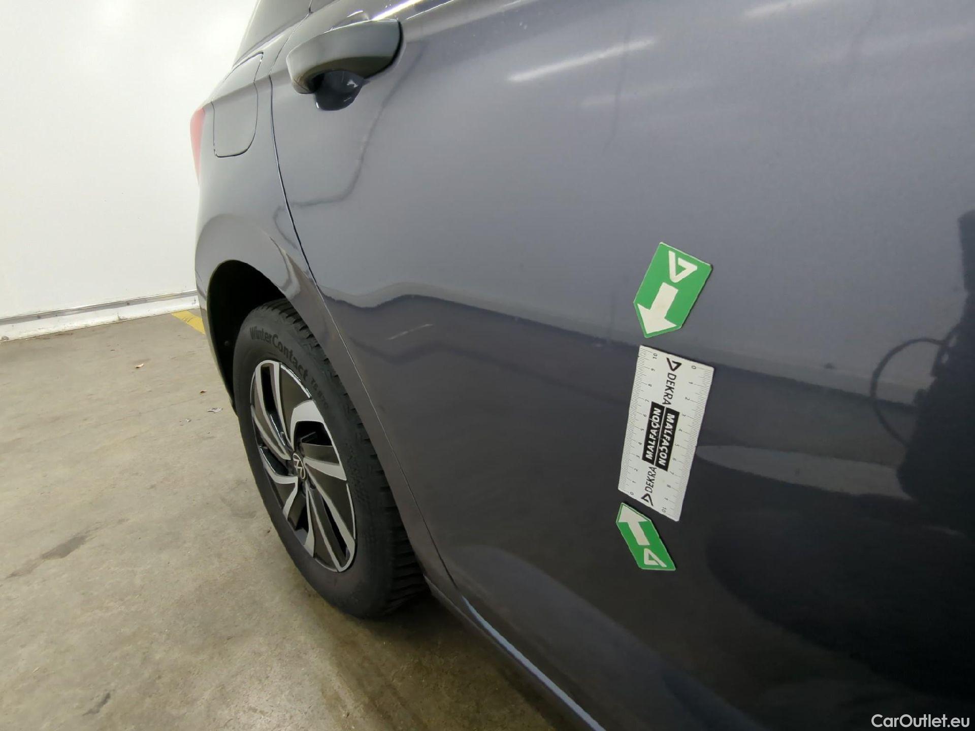  Volkswagen  Polo VOLKSWAGEN  / 2021 / 5P / Berline 1.0 TSI 95 Life Business #15