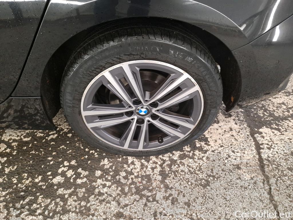  Bmw  Serie 1 BMW Série 1 / 2019 / 5P / Berline 1.5 116I Business Design #13