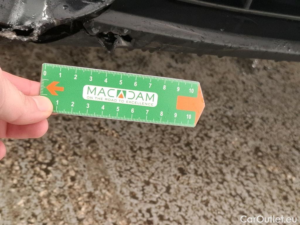  Bmw  Serie 1 BMW Série 1 / 2019 / 5P / Berline 1.5 116I Business Design #6