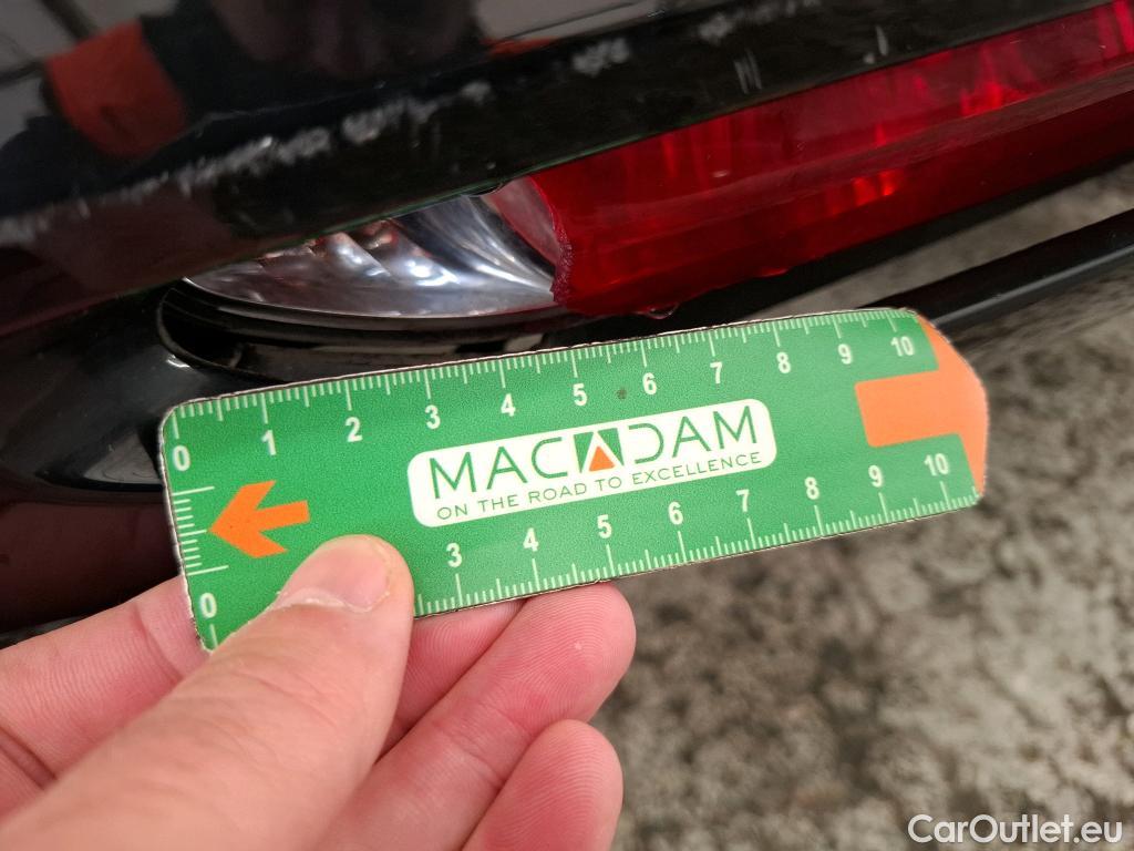  Citroen  C4  Berline Feel 1.5 BlueHDI 110CV BVM6 E6d #31