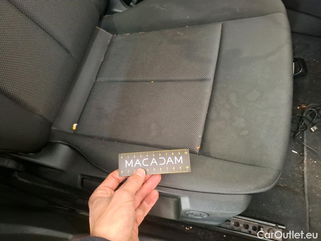  Audi  A3  Berline 35 TDI Business Line 2.0 TDI 150CV BVA7 E6dT #34