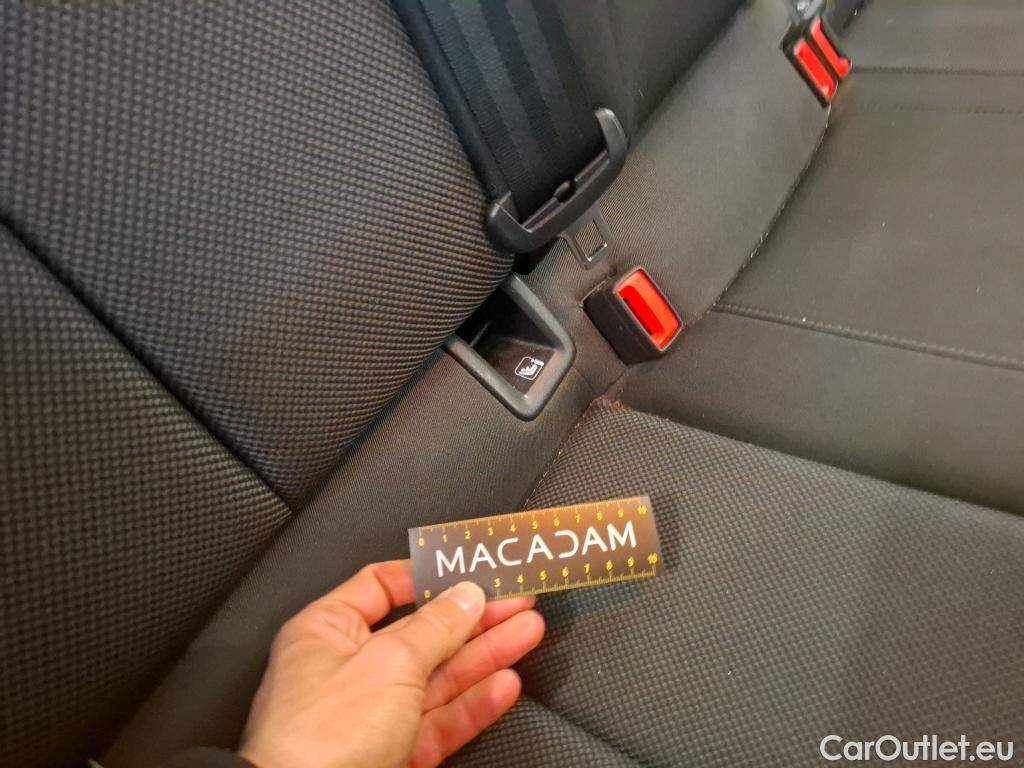  Audi  A3  Berline 35 TDI Business Line 2.0 TDI 150CV BVA7 E6dT #38