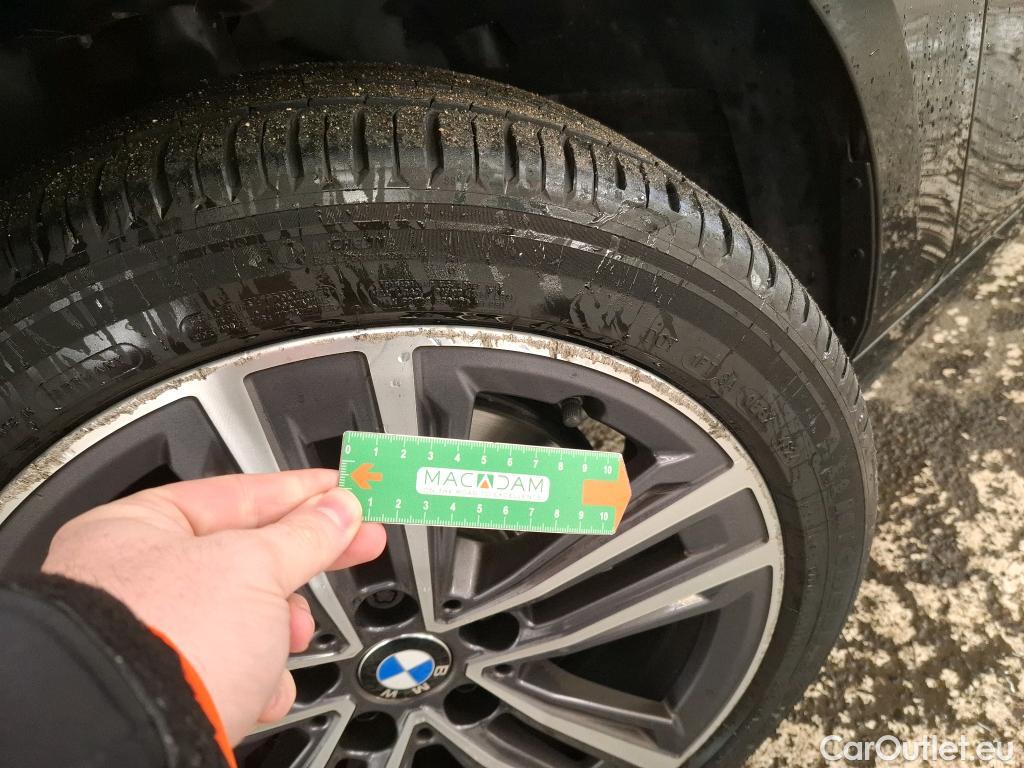  Bmw  Serie 1 BMW Série 1 / 2019 / 5P / Berline 1.5 116I Business Design #11