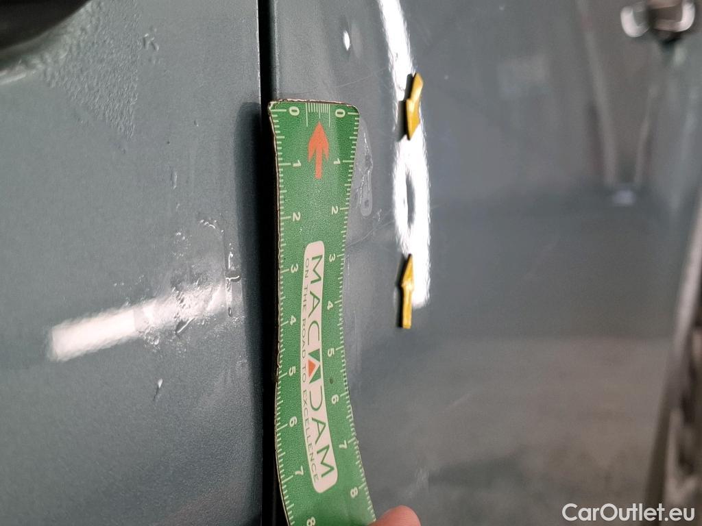  Citroen  C4  Berline Feel 1.5 BlueHDI 110CV BVM6 E6d #38