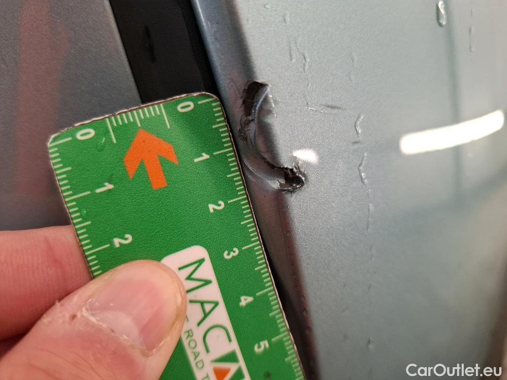  Citroen  C4  Berline Feel 1.5 BlueHDI 110CV BVM6 E6d #22