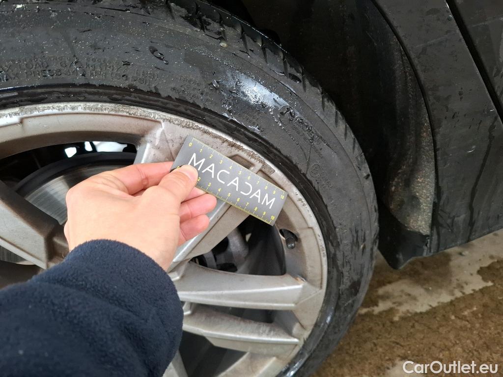  Audi  A3  Berline 35 TDI Business Line 2.0 TDI 150CV BVA7 E6dT #23