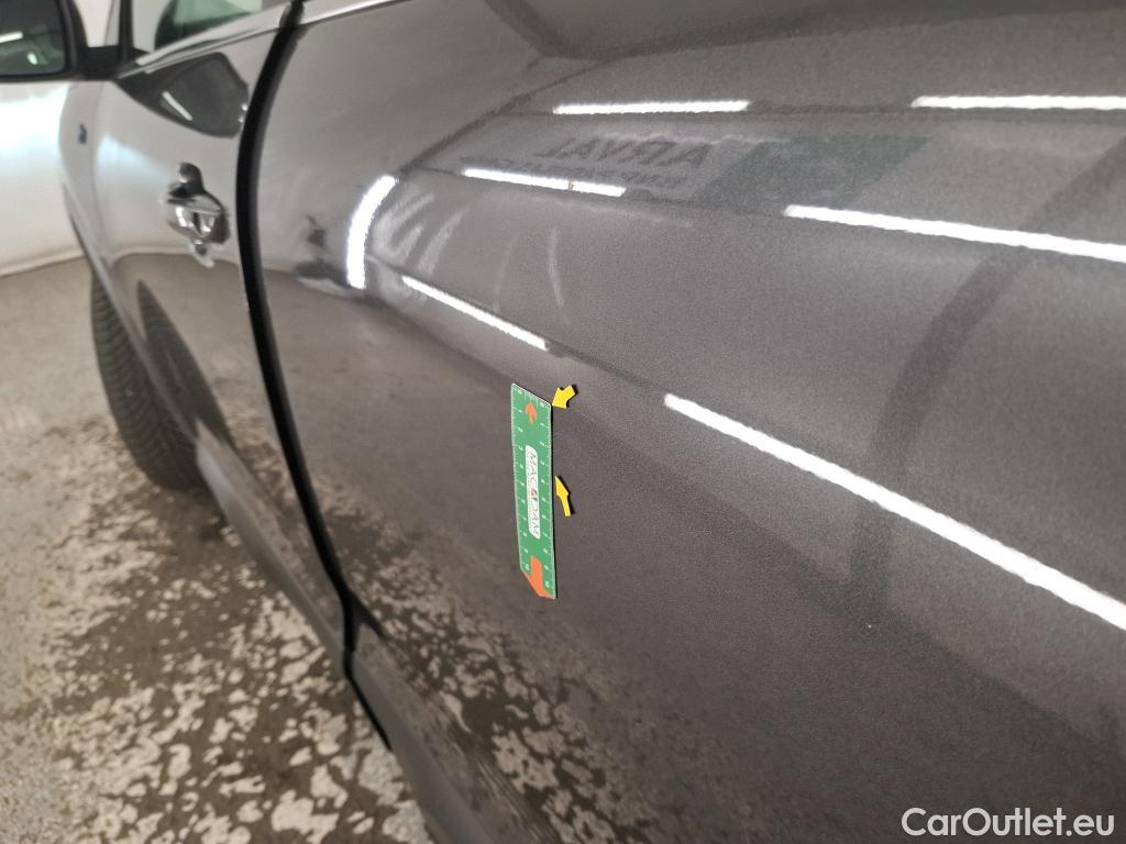  Citroen  C5 CITROEN  Aircross / 2022 / 5P / SUV Hybride rechargeable 225 e-EAT8 Shine #9