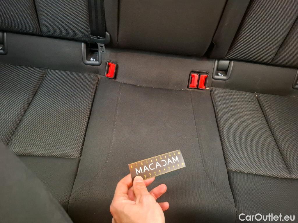  Audi  A3  Berline 35 TDI Business Line 2.0 TDI 150CV BVA7 E6dT #37