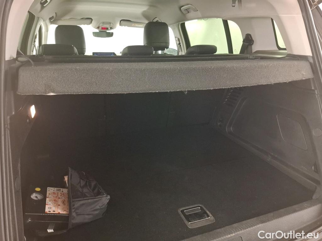  Citroen  C5 CITROEN  Aircross / 2022 / 5P / SUV Hybride rechargeable 225 e-EAT8 Shine #6