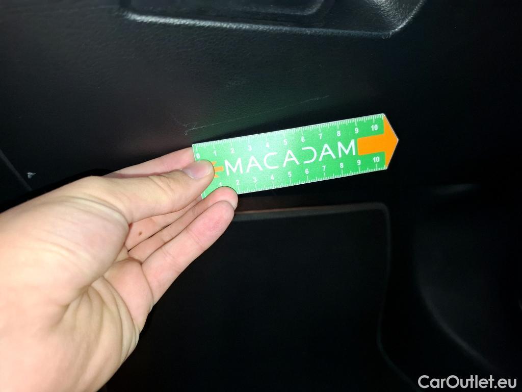  Mercedes  A-Klasse MERCEDES-BENZ Classe A Compact / 2018 / 5P / Berline A 180 d Business Line #15