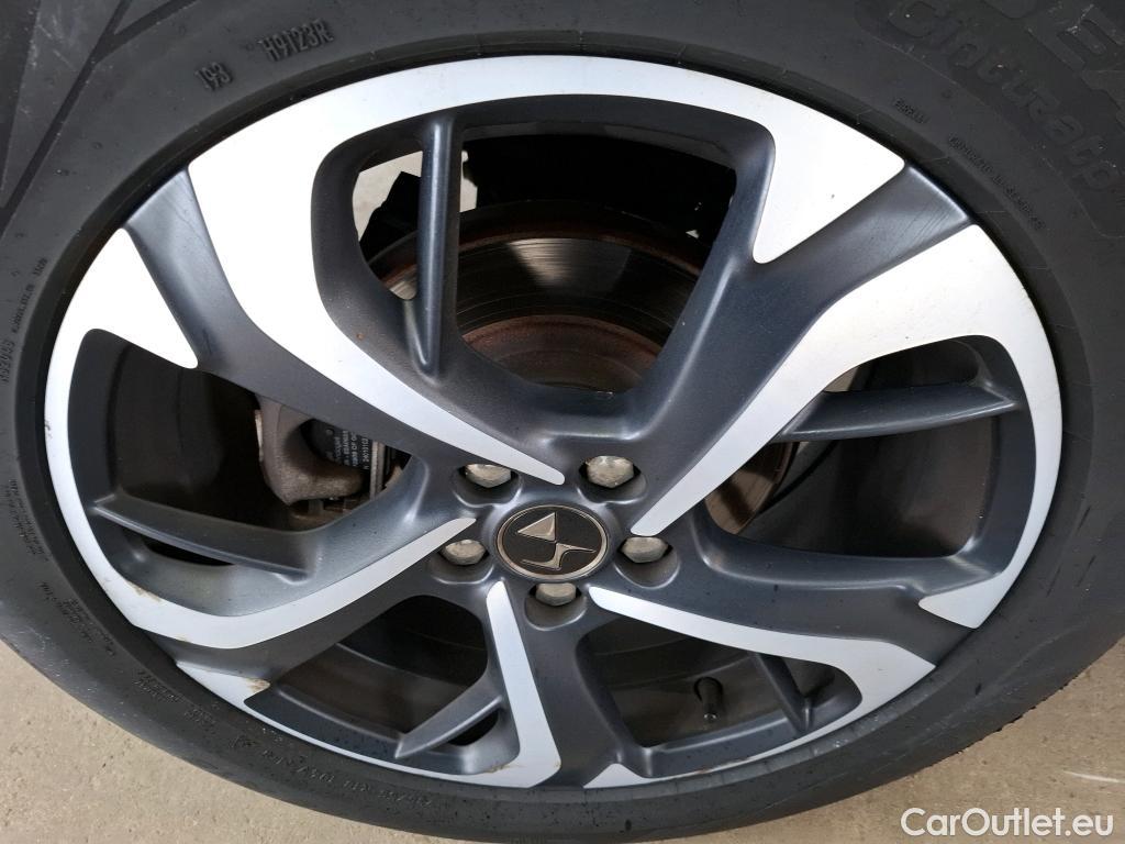  DS  DS7 7 Crossback Executive 1.6 PureTech 180CV BVA8 E6d #29